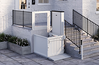 Multilift platform lift outside at the house entrance for step-free access to the front door