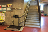 Artira platformlift inside open inside of school